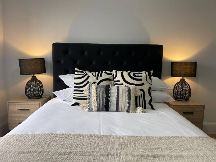 Trendy Apartment In Cardiff Free Parking ภายนอก รูปภาพ